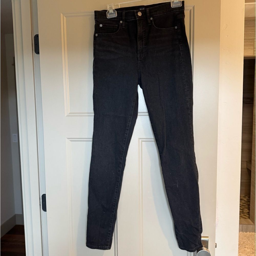 GAP Denim “True Skinny” black jeans, Size 6, barely worn.